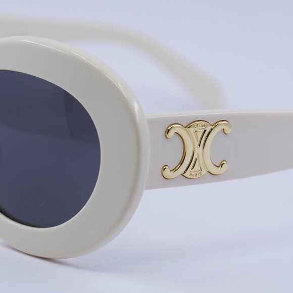 ?️ New Celine CL40312U TRIOMPHE 25A Sunglasses - Ivory White Frame, Grey Lenses main image 5